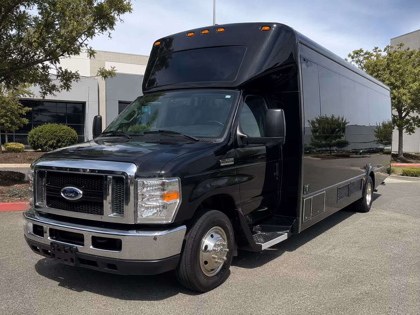 Miami Birthday, Sweet 16, & Quinceañera Party Bus Rentals